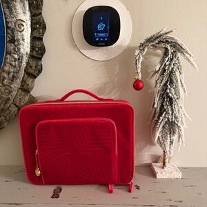 Estee Lauder Velvet Beauty Box